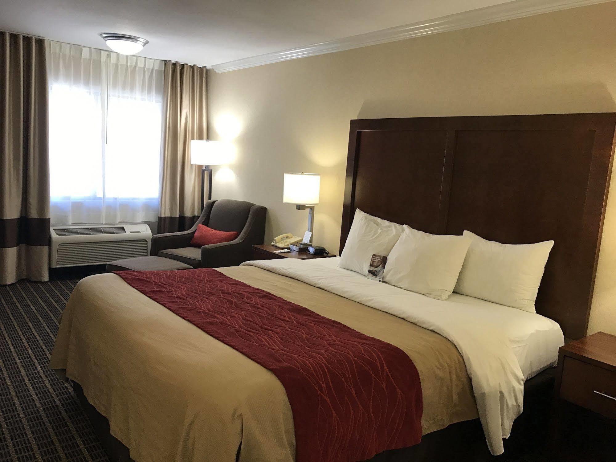 Herberg The Hills Eagle Rock - Near Old Town Pasadena 2*