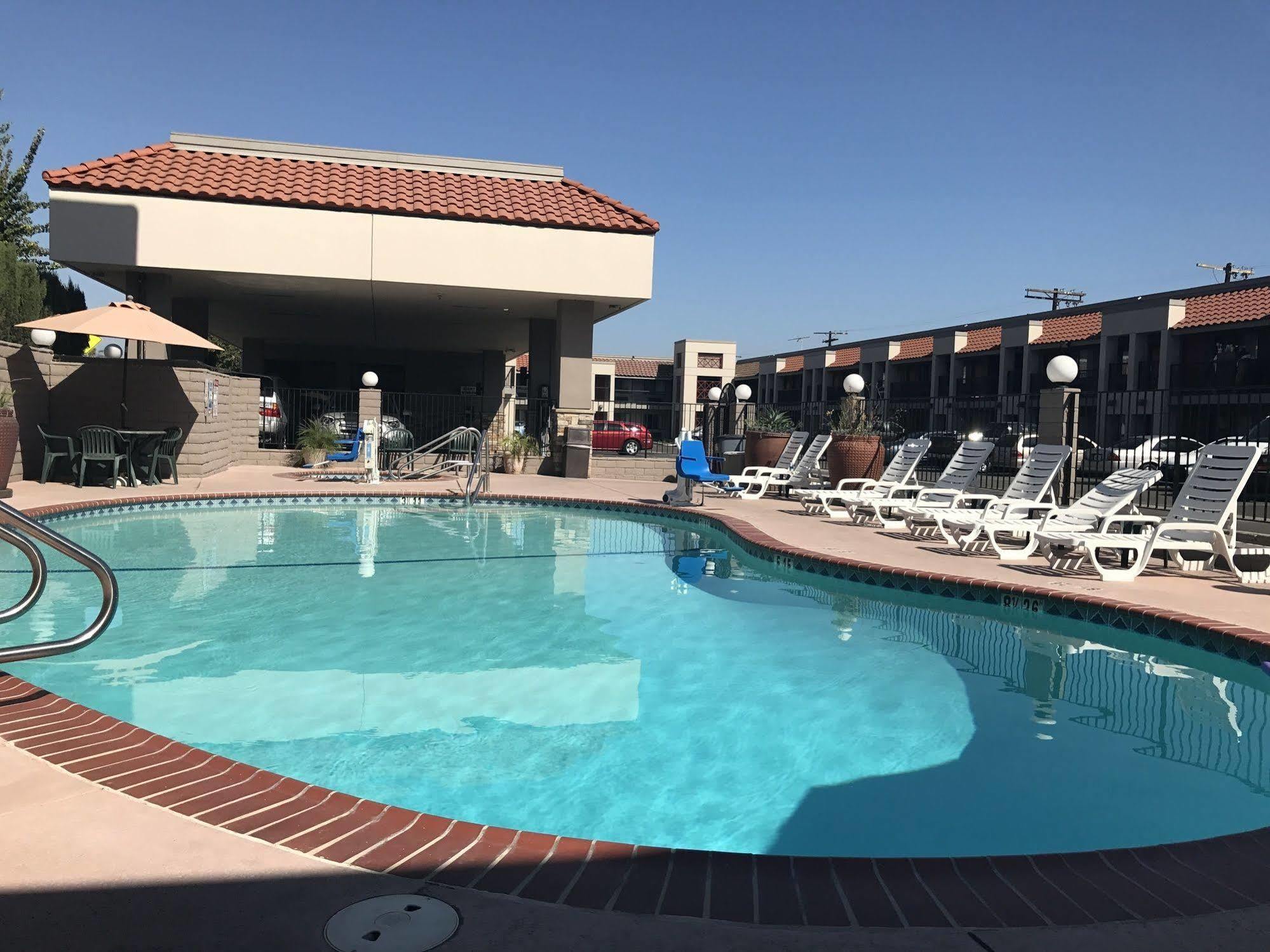 Herberg The Hills Eagle Rock - Near Old Town Pasadena 2*